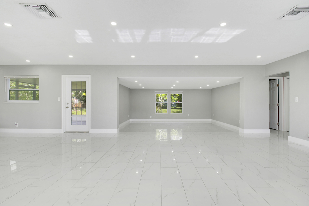 1231 Sw 32nd Street - Photo 9