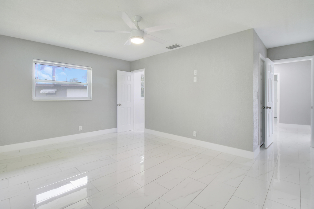1231 Sw 32nd Street - Photo 17