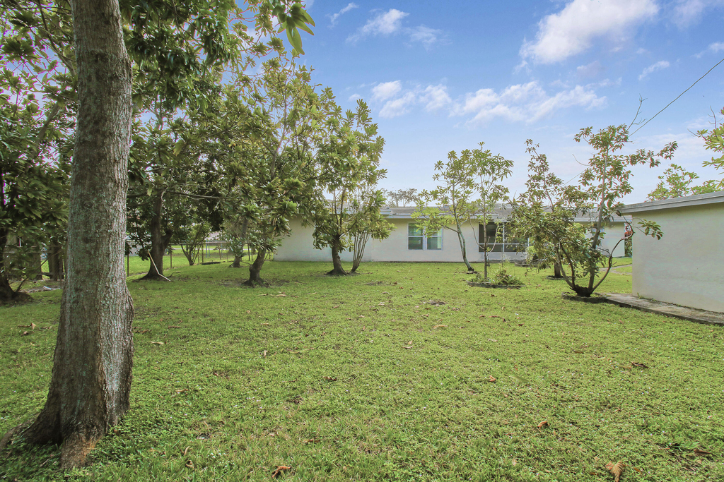 1231 Sw 32nd Street - Photo 24