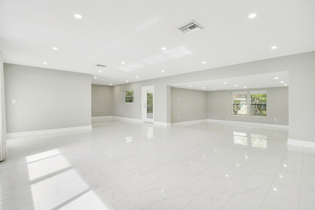 1231 Sw 32nd Street - Photo 5