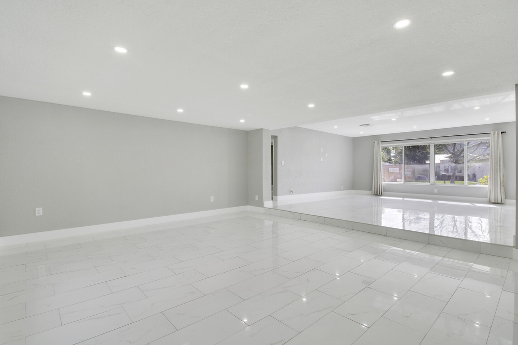 1231 Sw 32nd Street - Photo 7