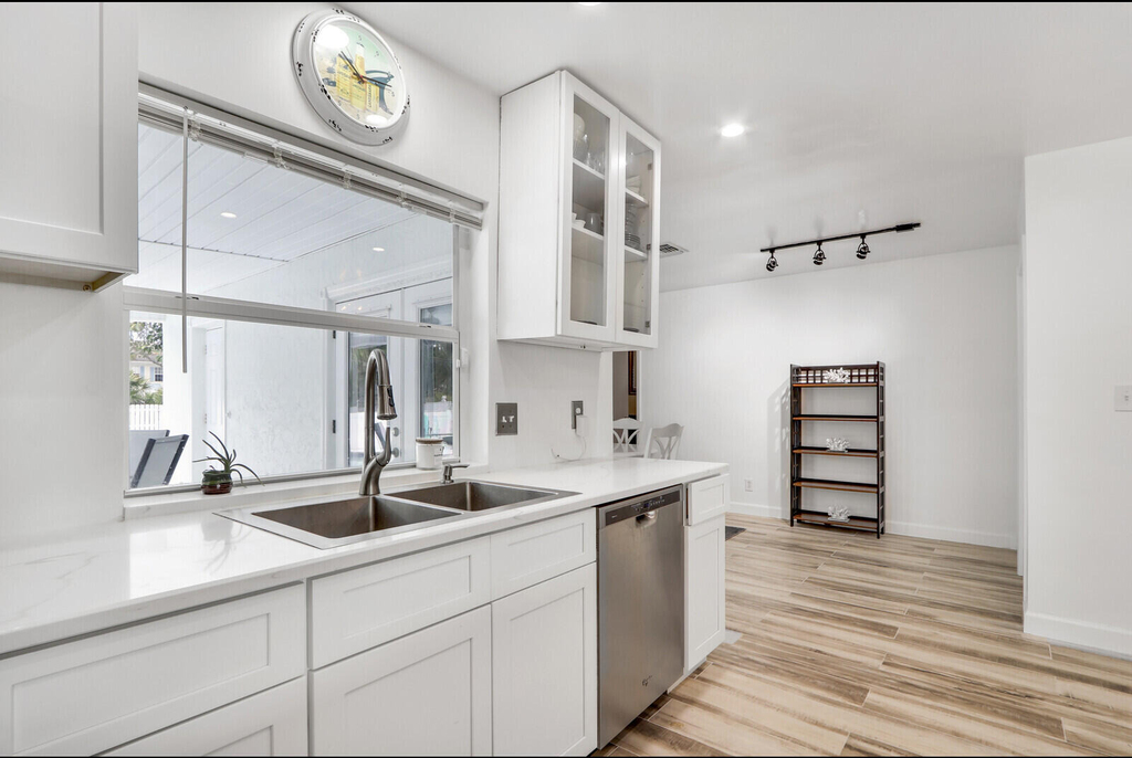 609 Oak Terrace - Photo 11