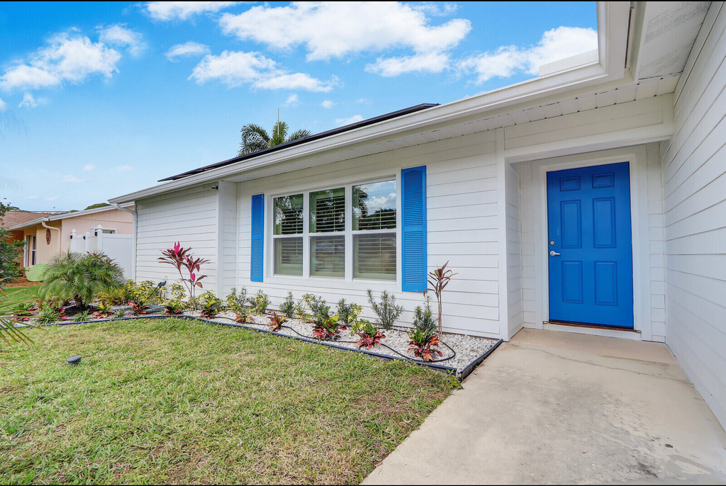 609 Oak Terrace - Photo 2