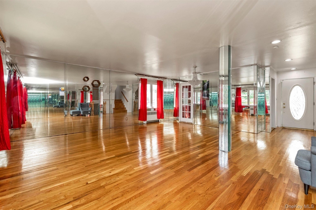 830 Pepperidge Road - Photo 4