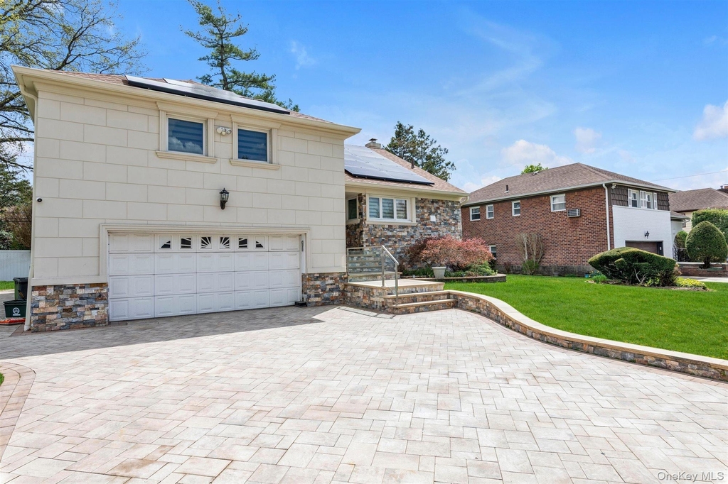 830 Pepperidge Road - Photo 0