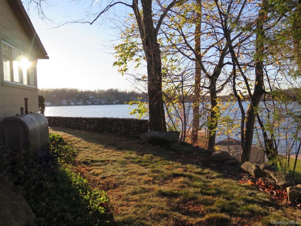 17 Vails Lake Shore Drive - Photo 13