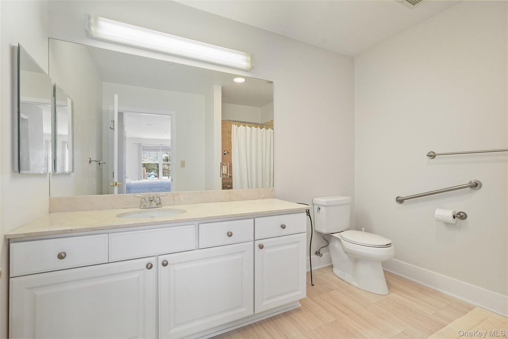 107 Sutton Drive - Photo 4
