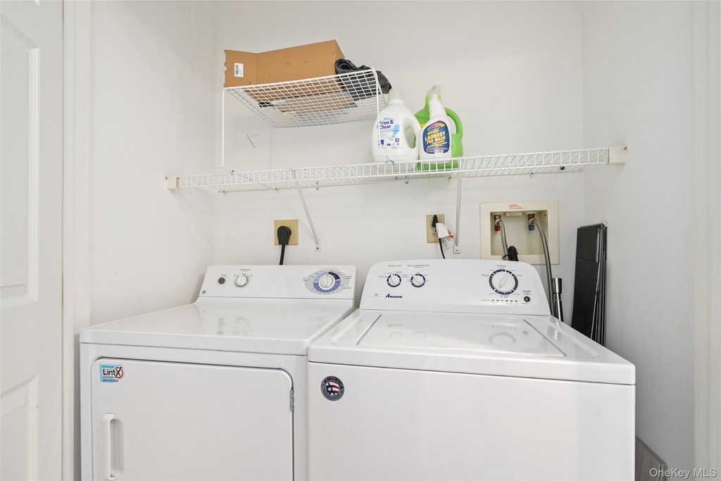 107 Sutton Drive - Photo 7
