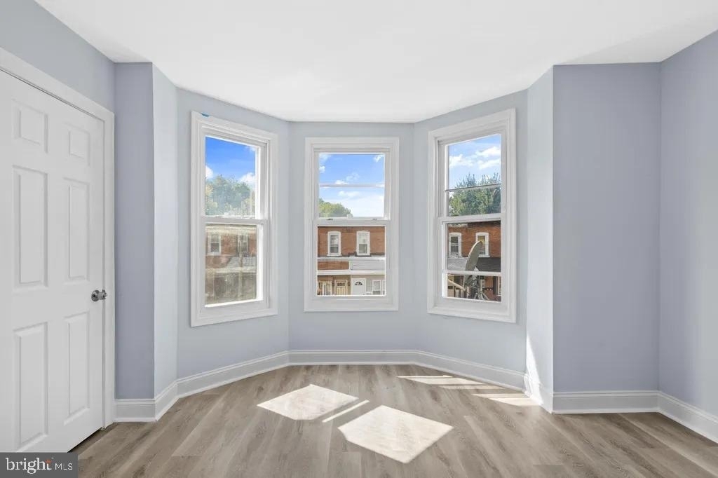 5919 N Norwood Street - Photo 7