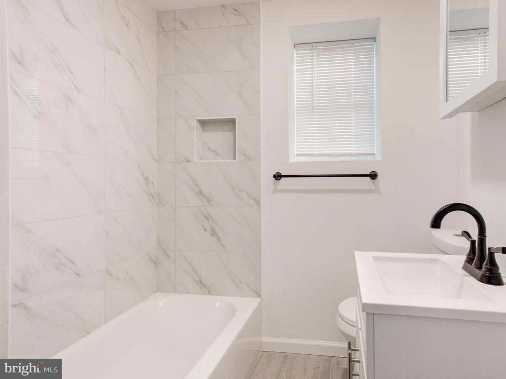 1809 Wylie Street - Photo 9