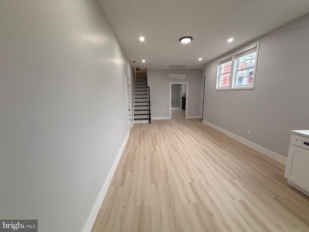 230 N 9th Street - Photo 5