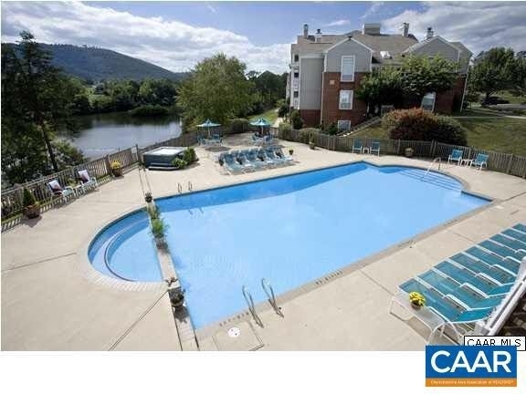 200 Lake Club Ct - Photo 8