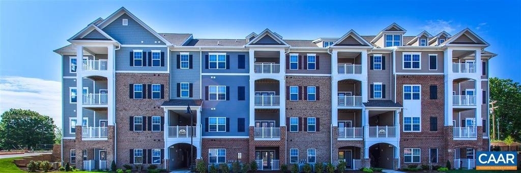2085 Reserve Cir - Photo 4