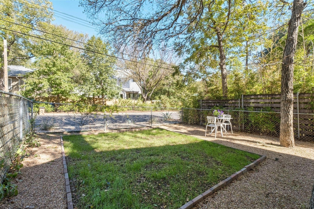 515 Pecan Grove Rd - Photo 2