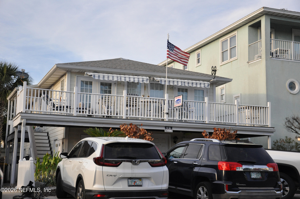 127 7th Avenue N - Photo 0