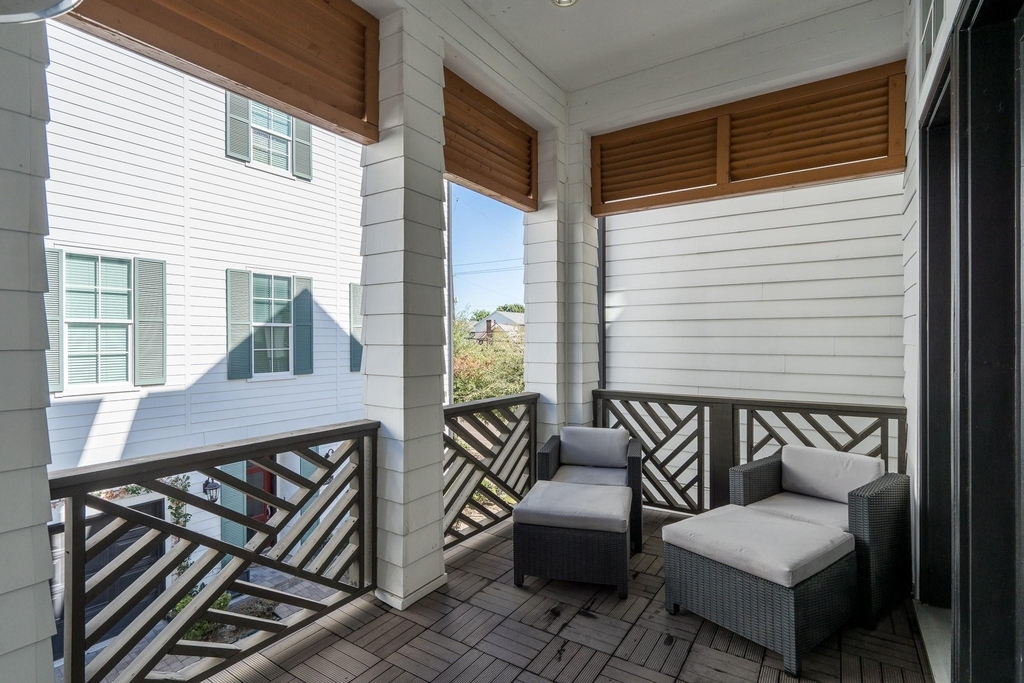 2312 Hutchins Street - Photo 3