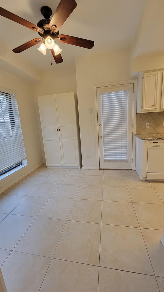 800 Country Place Drive - Photo 8