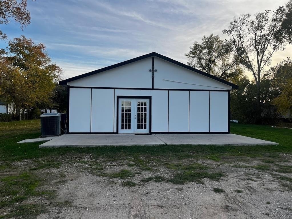 17619 Lewis Dr - Photo 1