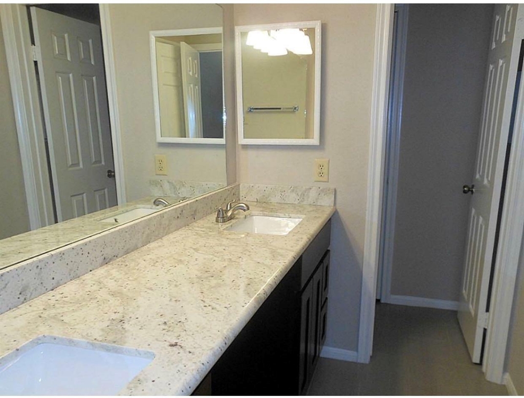 2255 Braeswood Park Drive - Photo 5