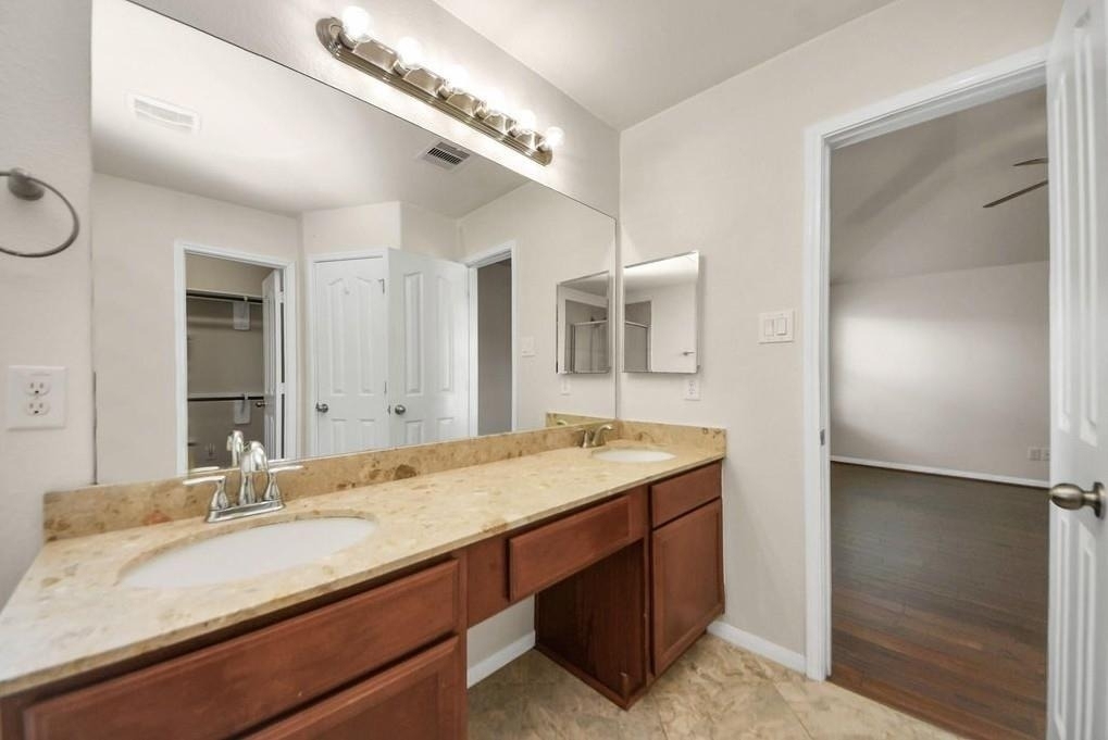 13918 Goodridge Drive - Photo 12