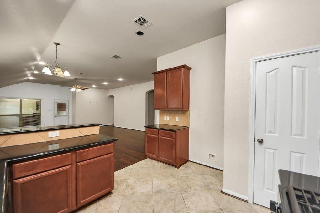 13918 Goodridge Drive - Photo 8
