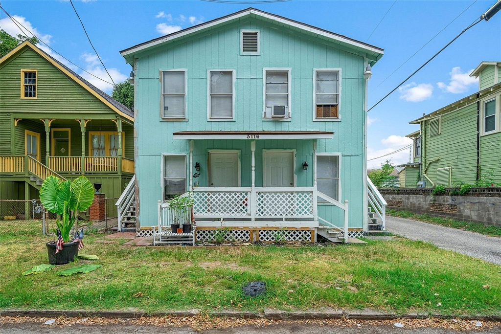 3116 Avenue L - Photo 0