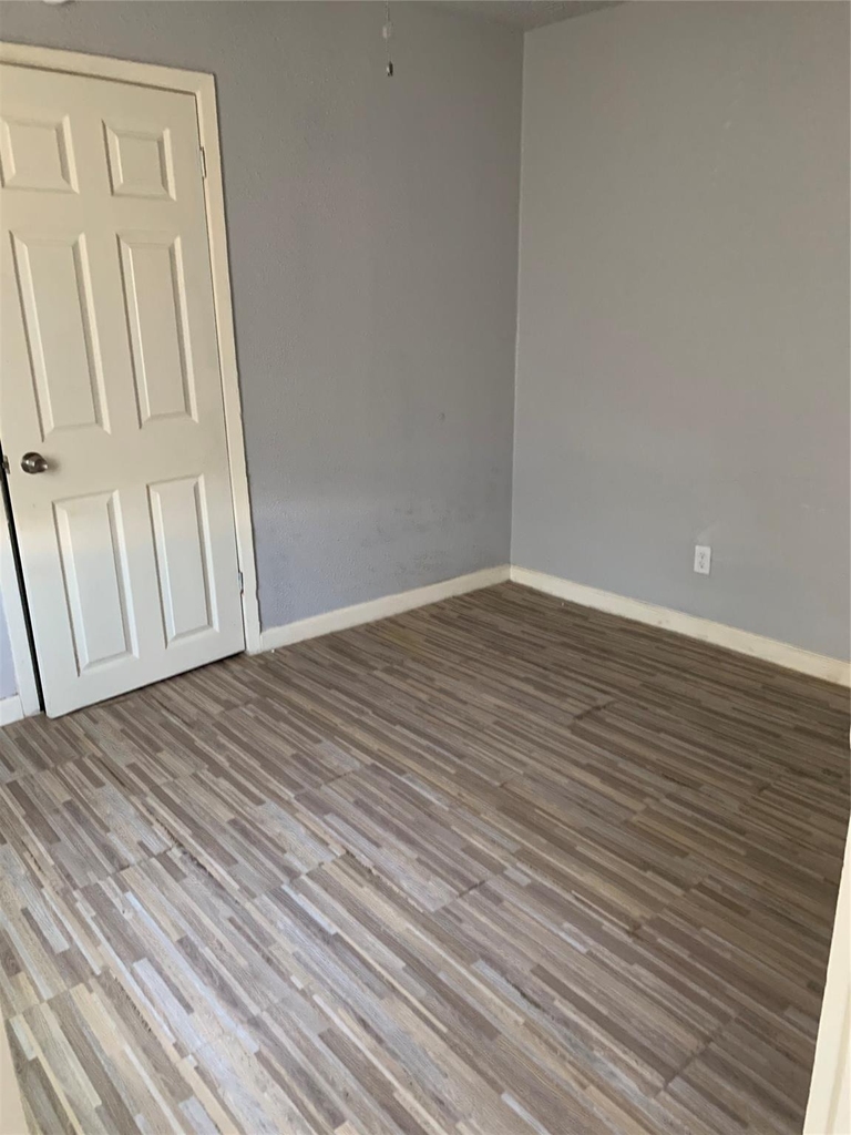 3116 Avenue L - Photo 5