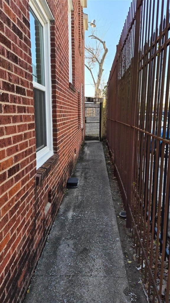 2118 Oakdale Street - Photo 15