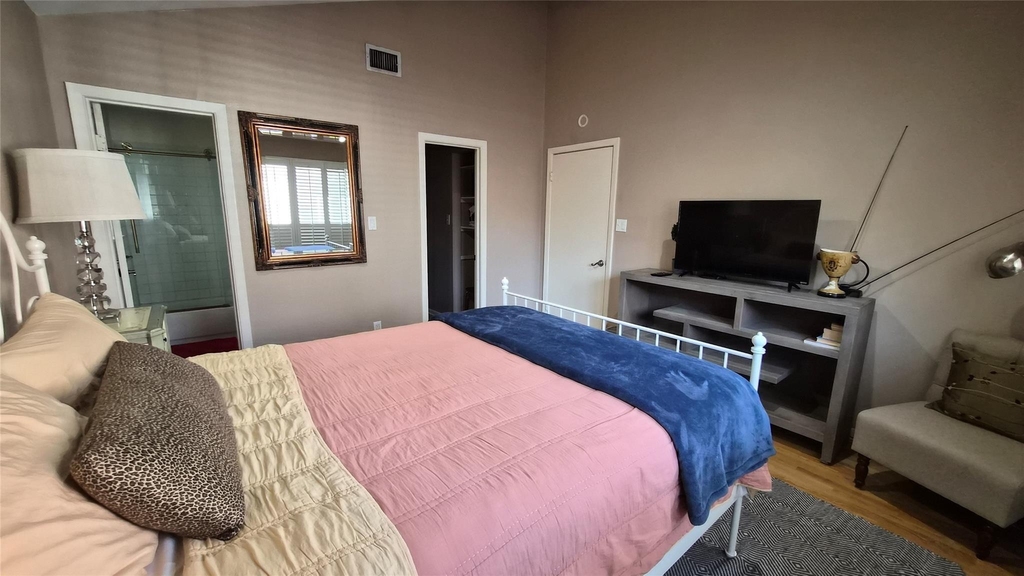 2118 Oakdale Street - Photo 6