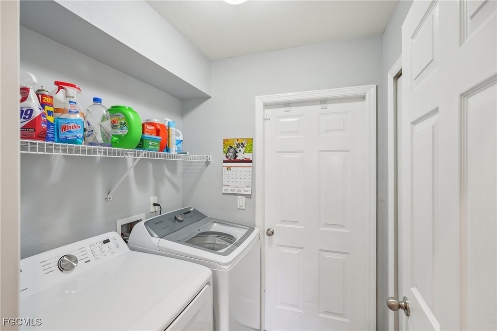 940 Belmont Street E - Photo 27