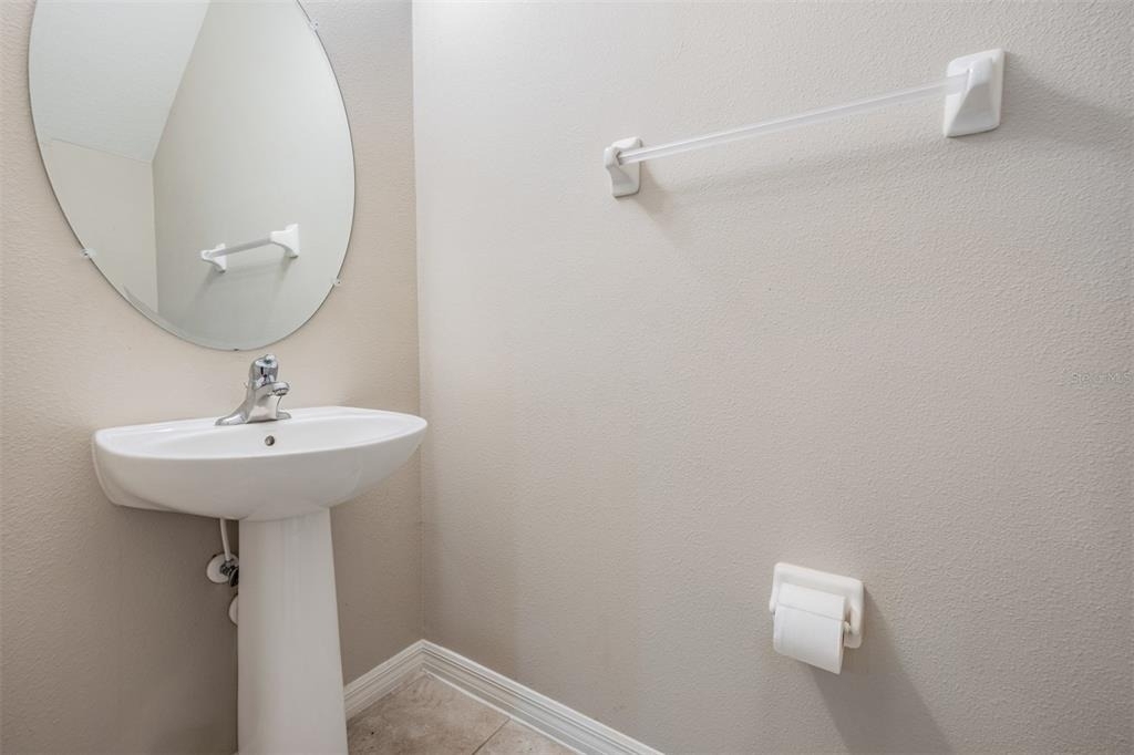 7012 Holly Heath Drive - Photo 9