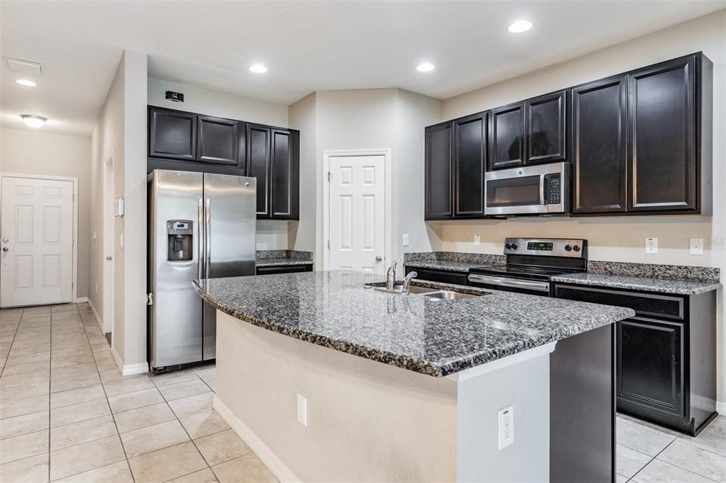 7012 Holly Heath Drive - Photo 2