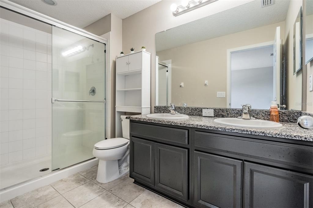 7012 Holly Heath Drive - Photo 12