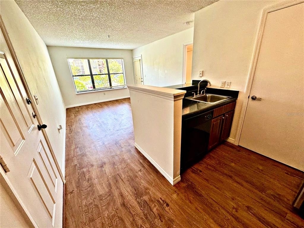 11901 4th Street N - Photo 11