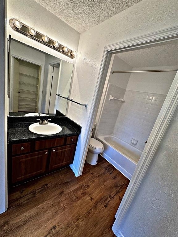 11901 4th Street N - Photo 6