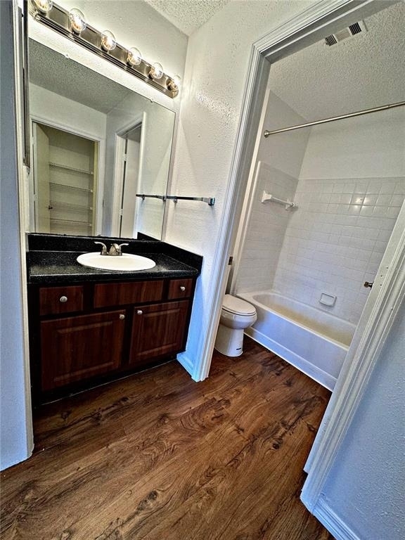 11901 4th Street N - Photo 5