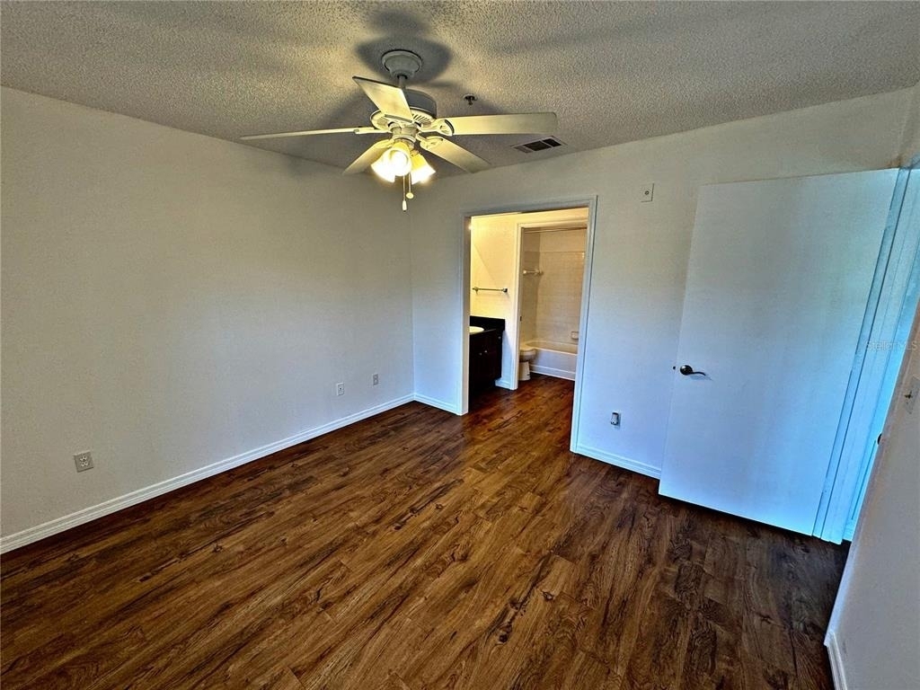11901 4th Street N - Photo 8