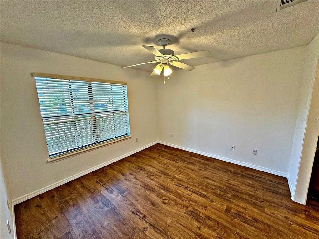 11901 4th Street N - Photo 9