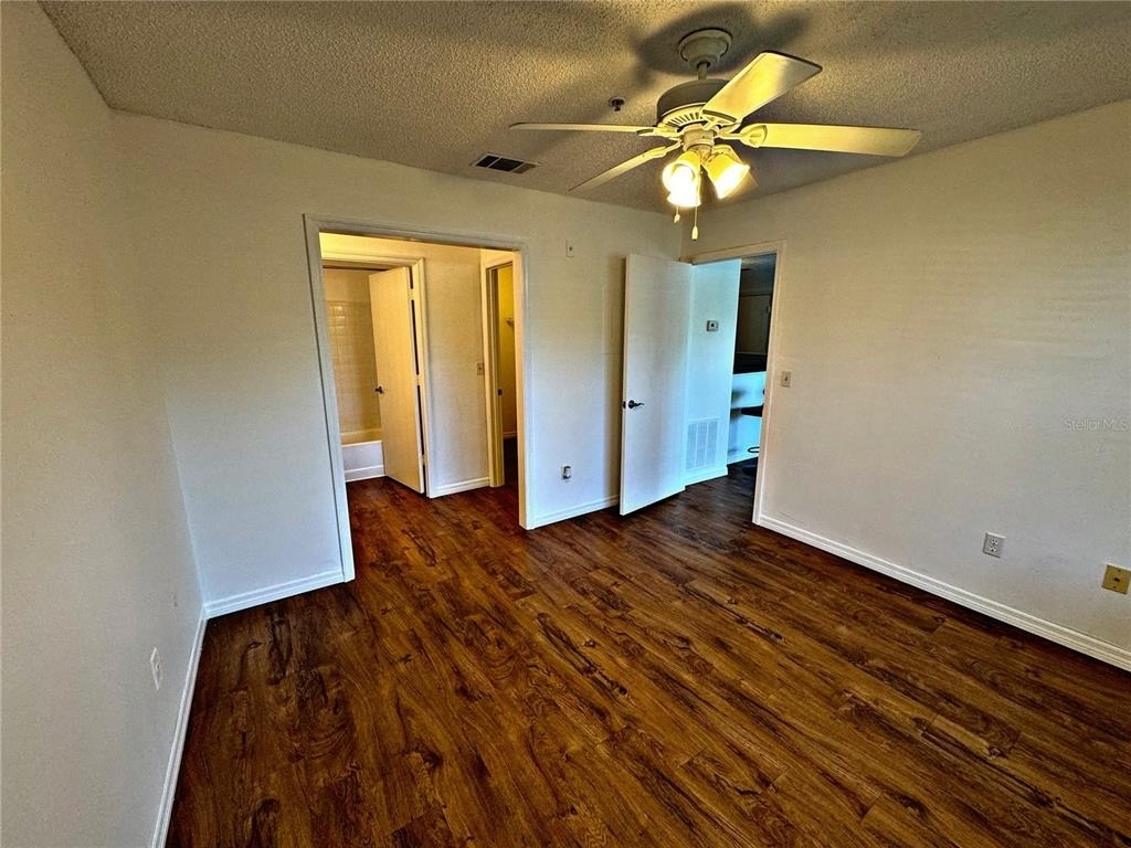 11901 4th Street N - Photo 10