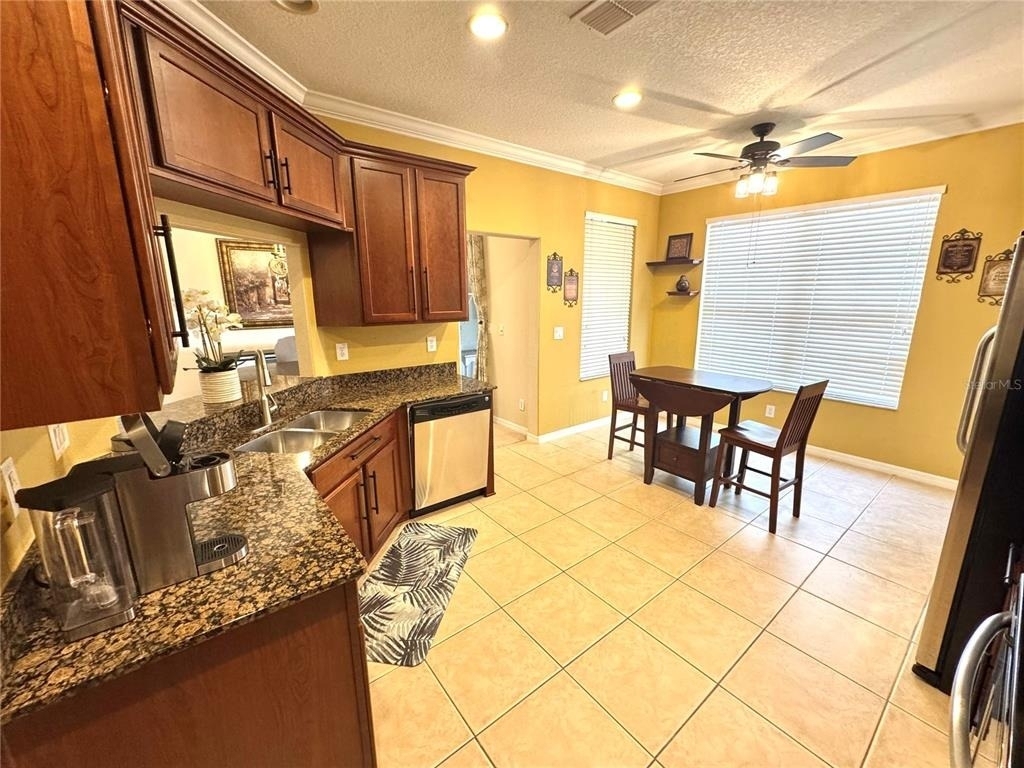1483 Hillview Lane - Photo 8