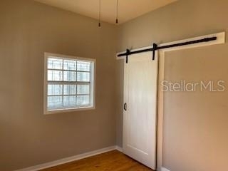 912 E Saint Clair Street - Photo 4