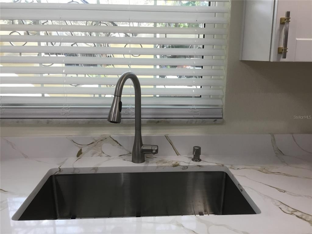 44 Country Club Drive - Photo 7
