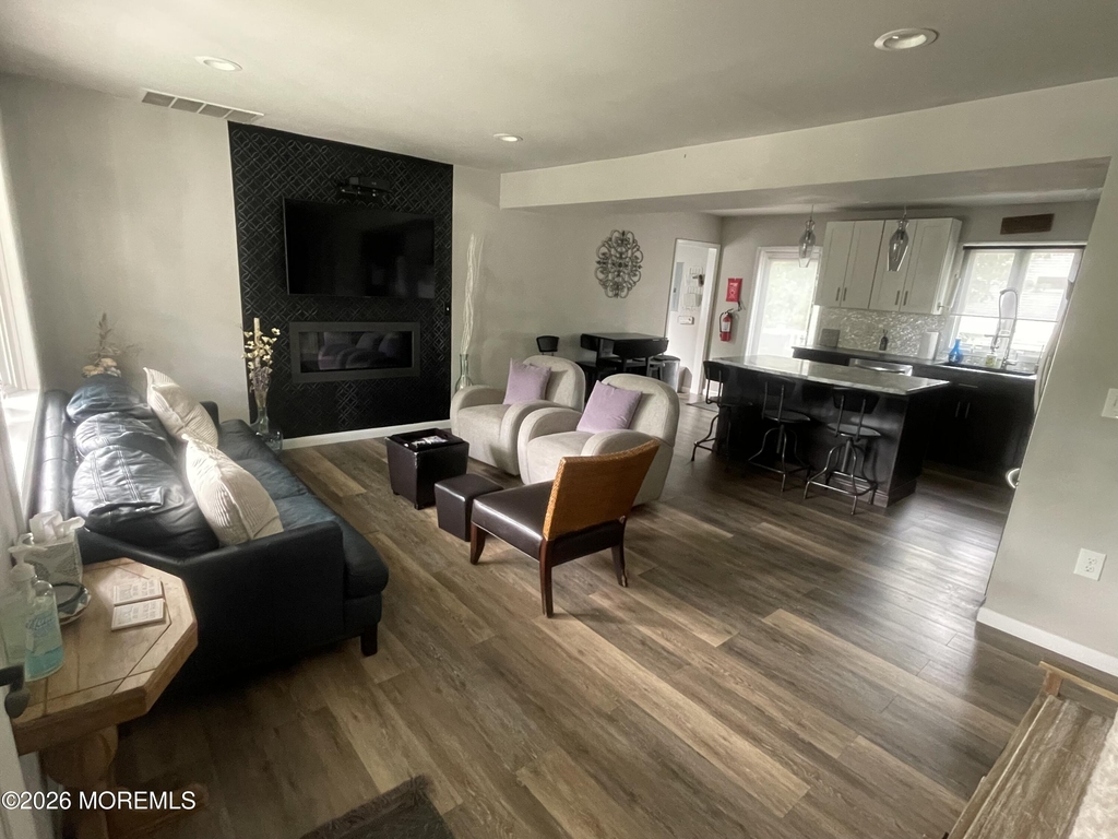 265 E Virginia Avenue - Photo 3