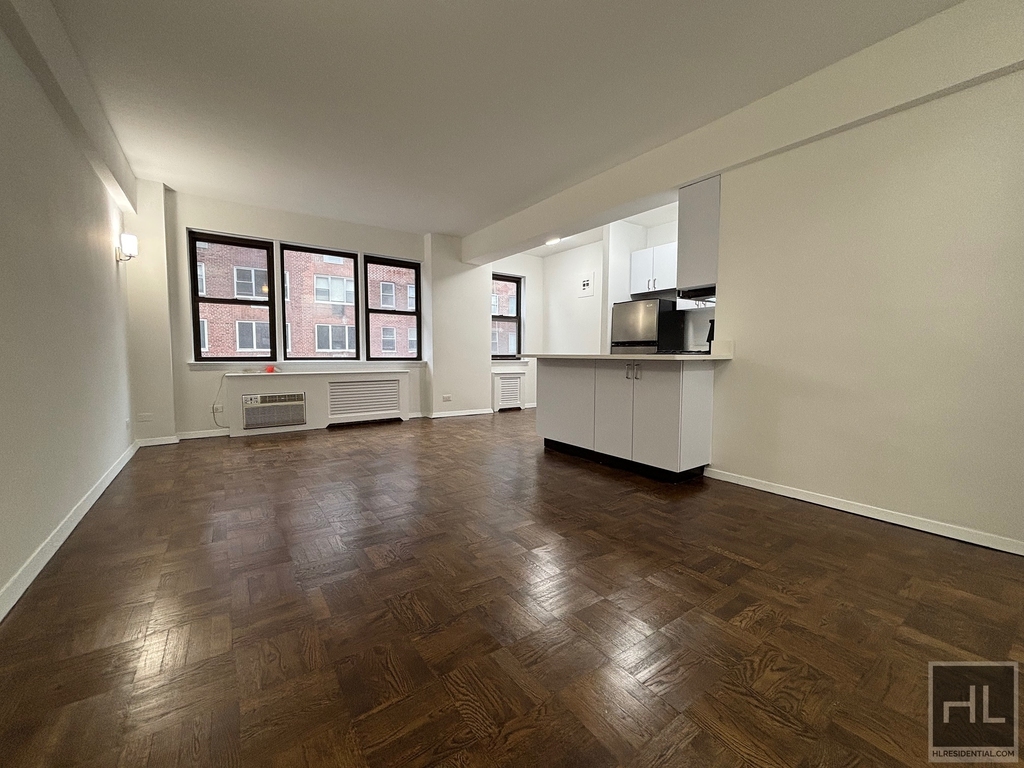 Beekman Place - Photo 4