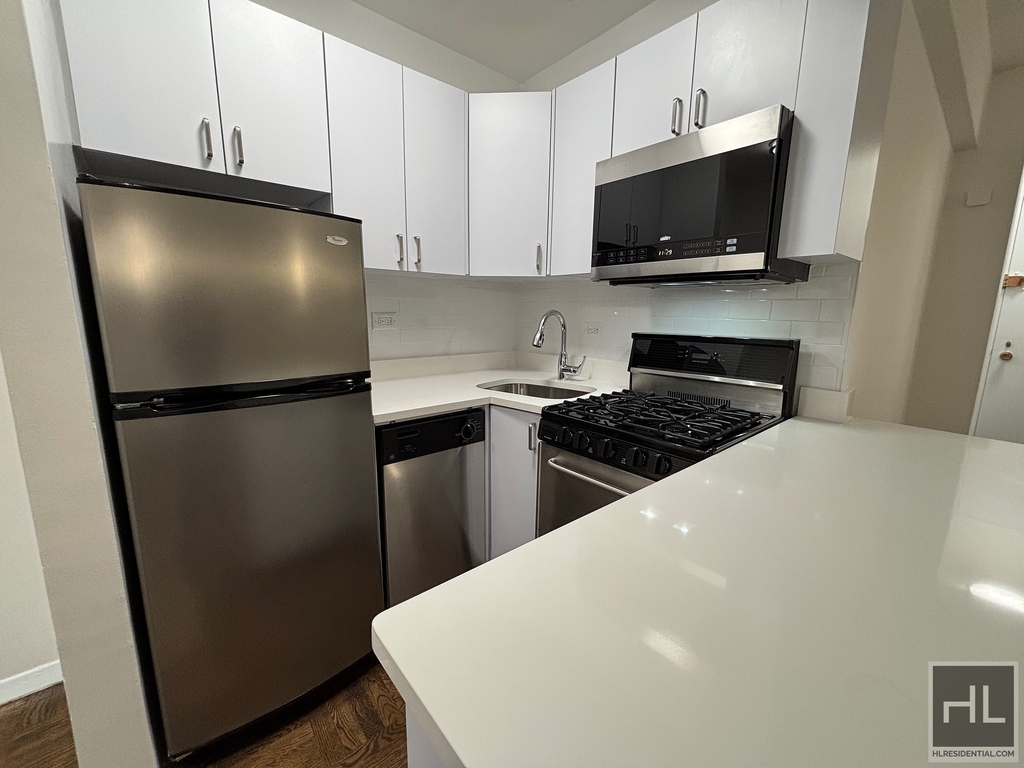 Beekman Place - Photo 5