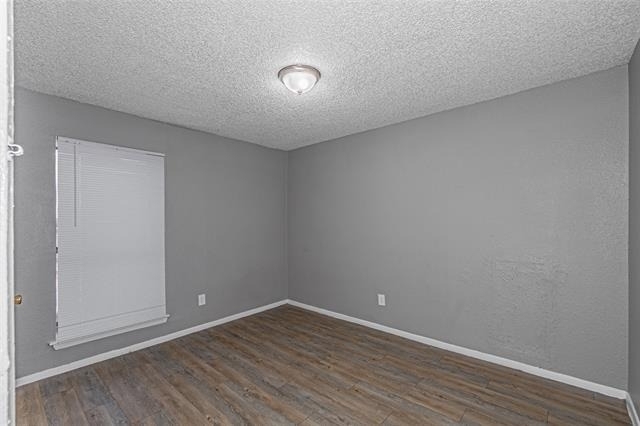 2900 South Freeway - Photo 2