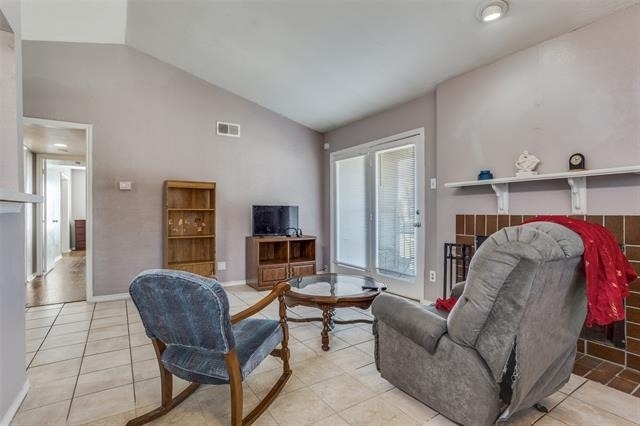 5913 Lake Hubbard Parkway - Photo 4
