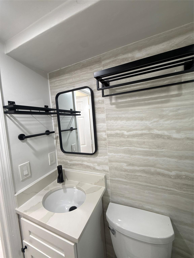 299 Se 12th Avenue - Photo 4