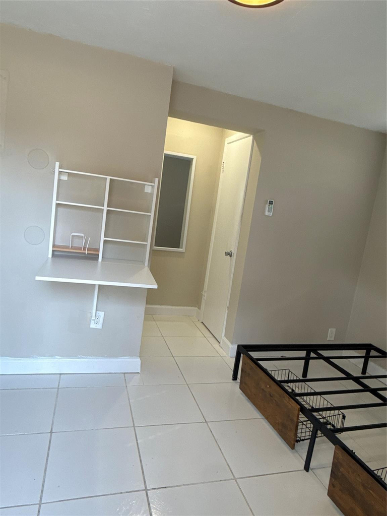 299 Se 12th Avenue - Photo 5