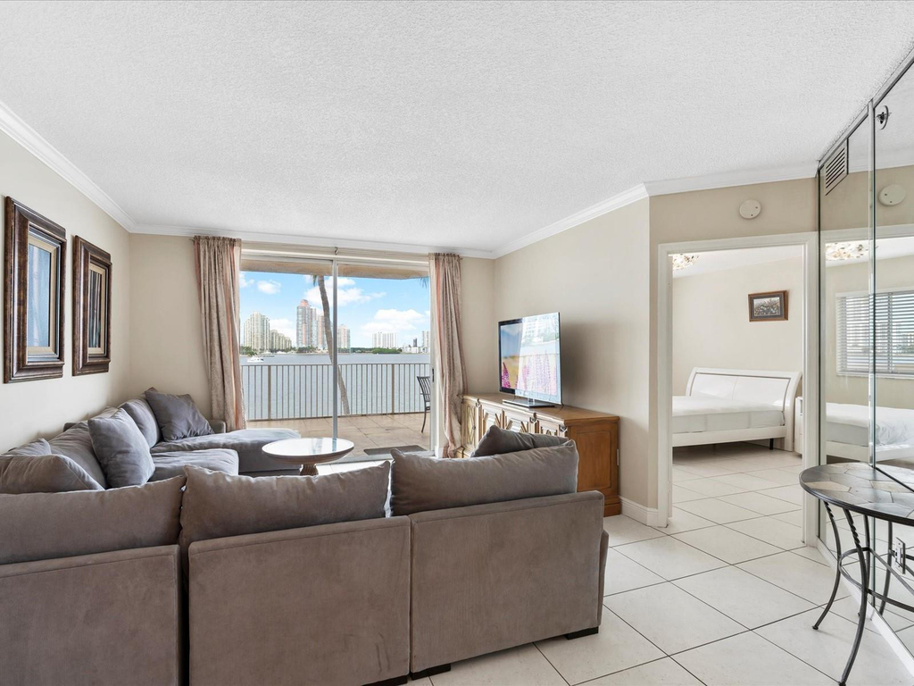 18260 N Bay Road - Photo 22